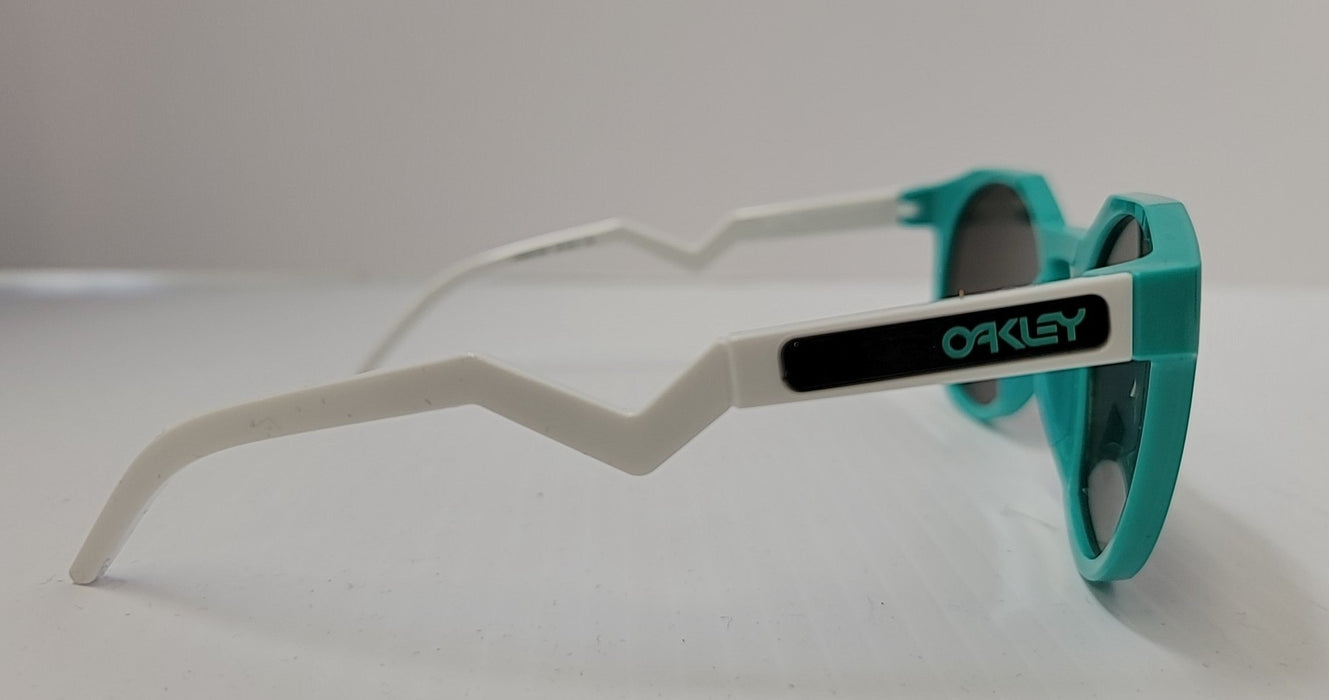 Oakley Sunglasses / Reading Glasses